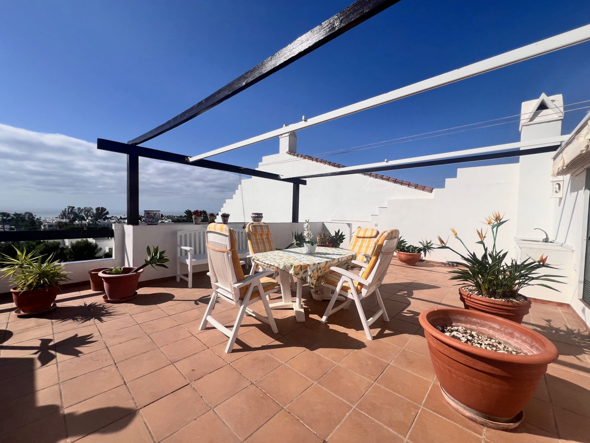 97d05571b2bfa2468421dfc2aa4461d6 - 16