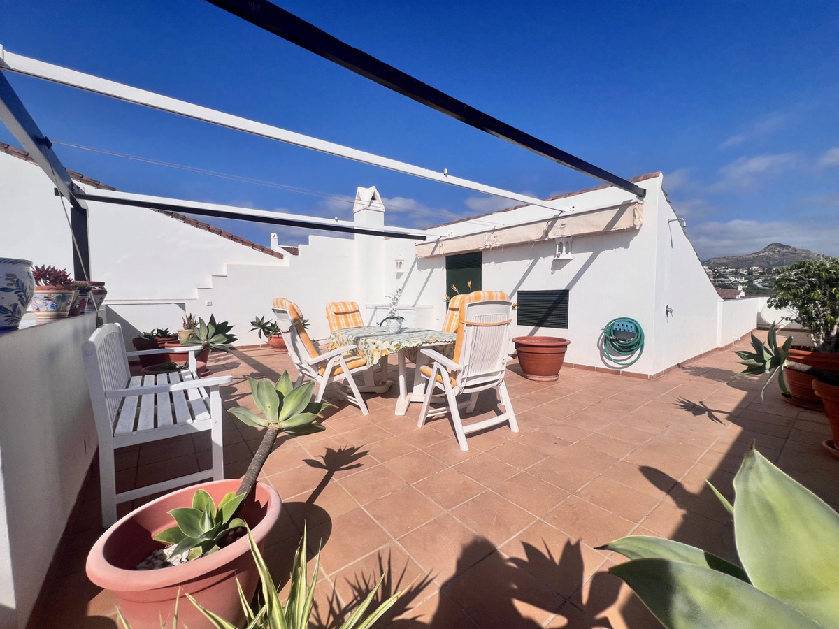 97d05571b2bfa2468421dfc2aa4461d6 - 19