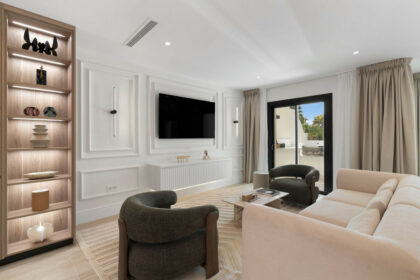 9800100b05062735ecae92267f8071c5 - 12