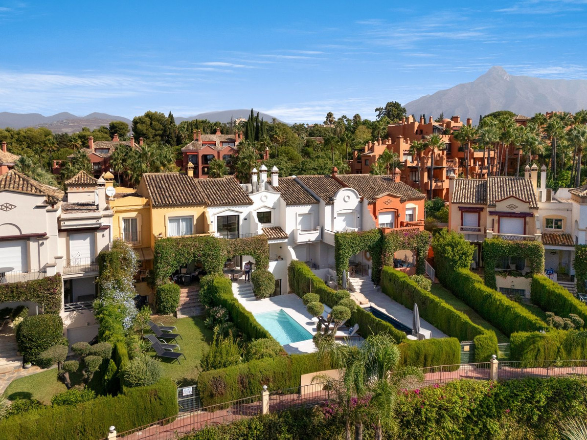 9800100b05062735ecae92267f8071c5 - 49