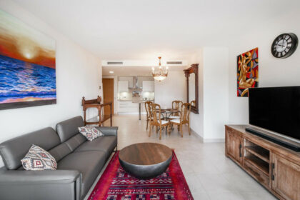 98027c446449fdcbe720f3be5d2cc3f7 - 12