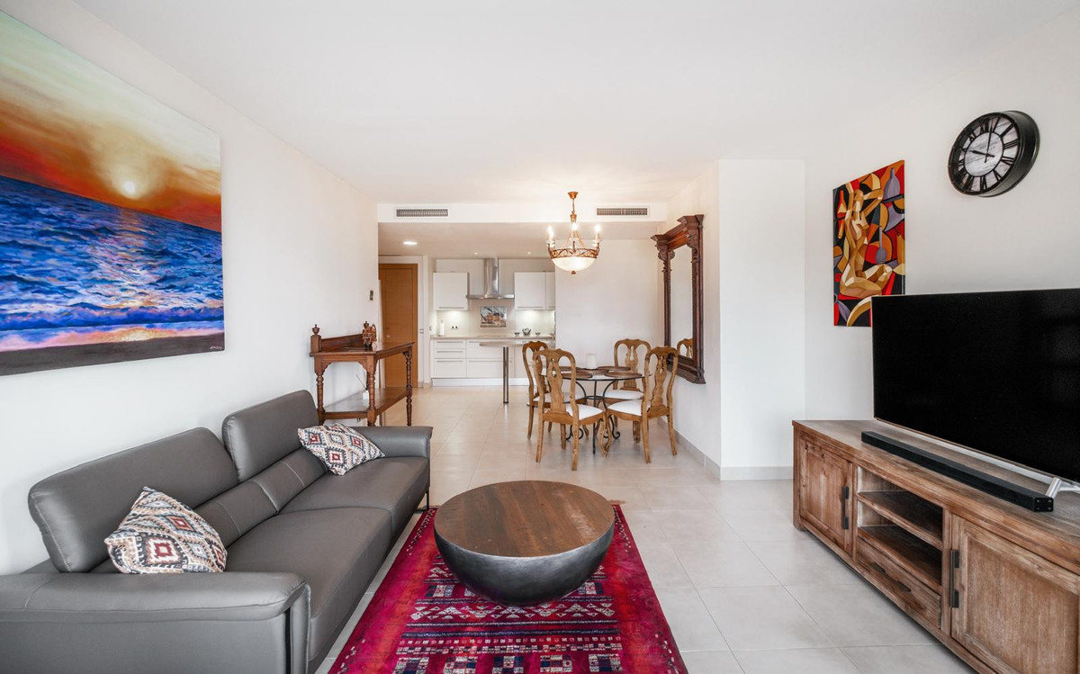 98027c446449fdcbe720f3be5d2cc3f7 - 12