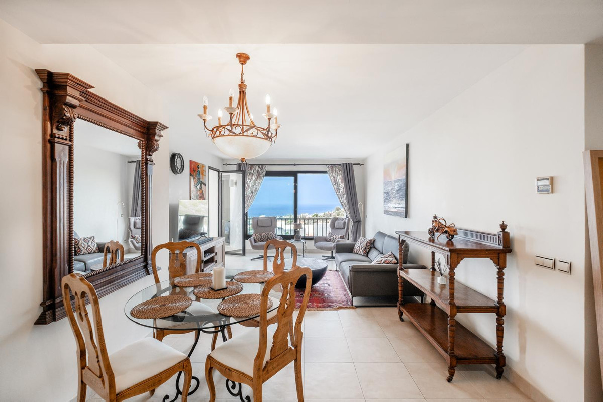 98027c446449fdcbe720f3be5d2cc3f7 - 14