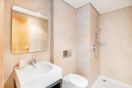 98027c446449fdcbe720f3be5d2cc3f7 - 18