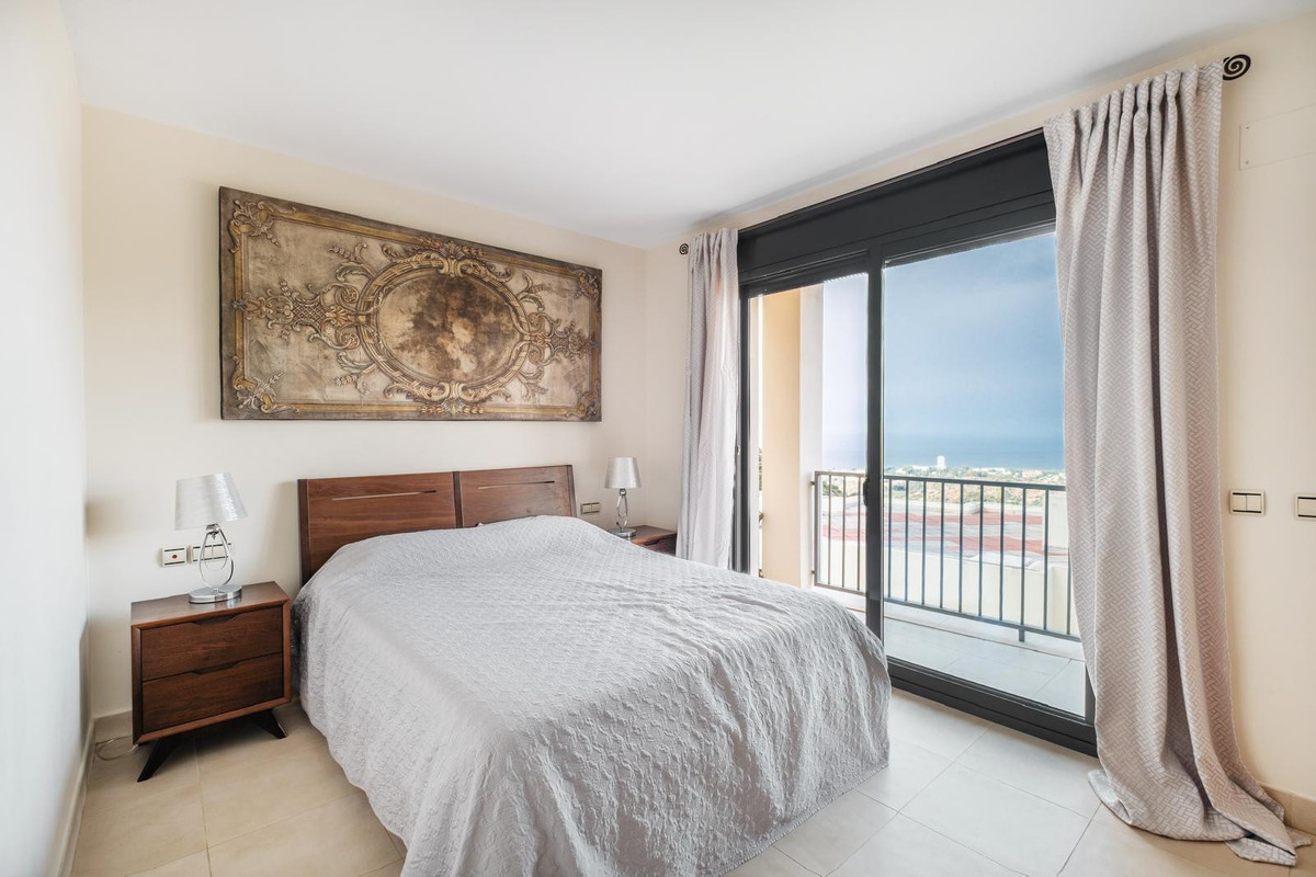 98027c446449fdcbe720f3be5d2cc3f7 - 19