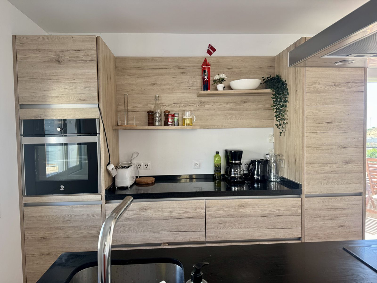 98376c2999049759b4cb6358b9642619 - 19