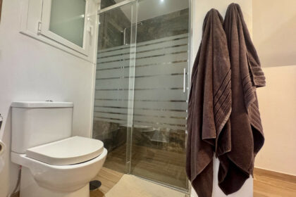 98376c2999049759b4cb6358b9642619 - 25