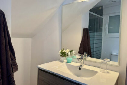 98376c2999049759b4cb6358b9642619 - 26