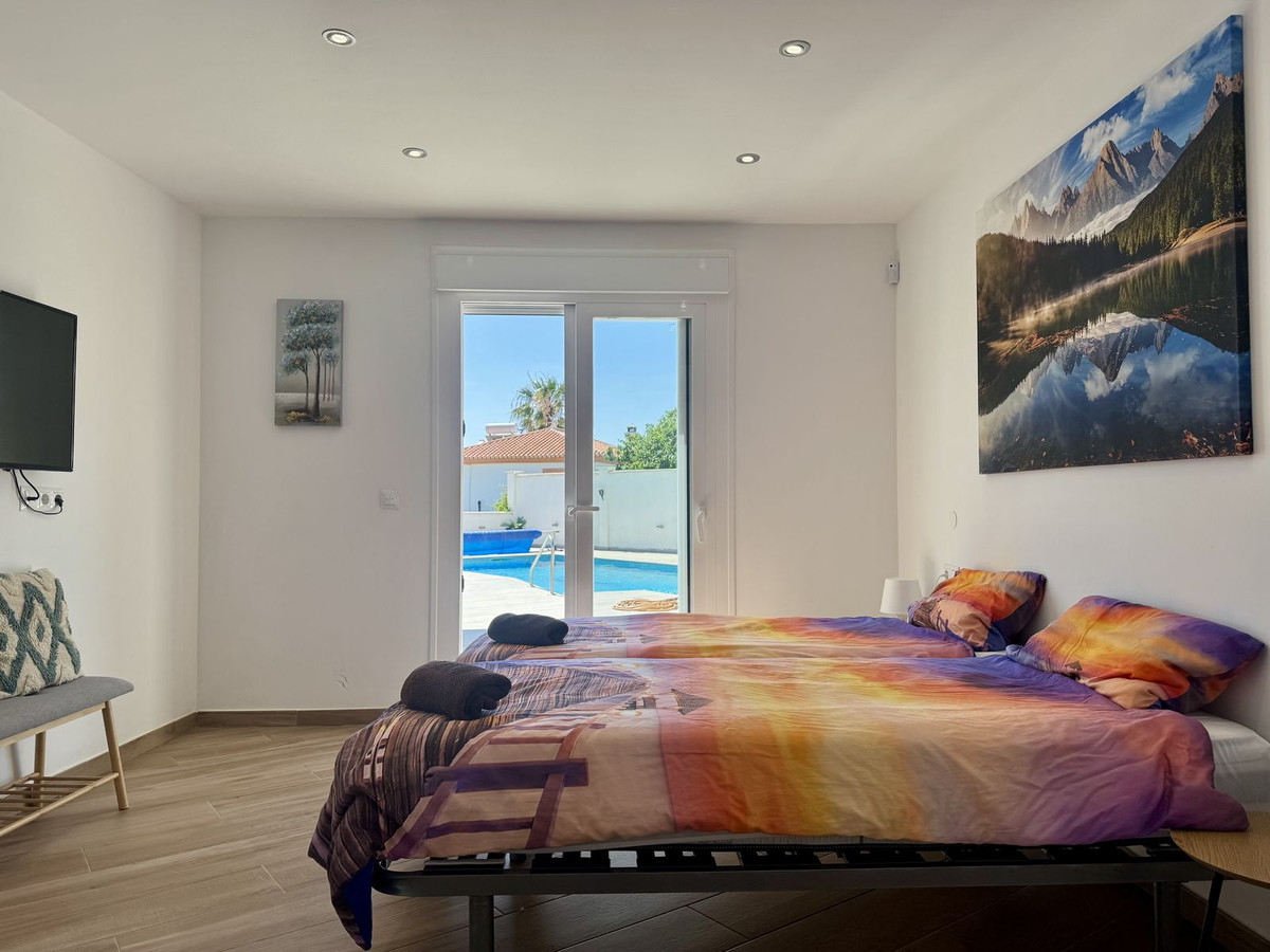 98376c2999049759b4cb6358b9642619 - 29