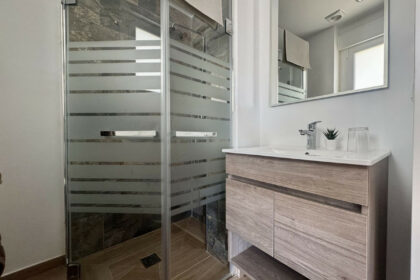 98376c2999049759b4cb6358b9642619 - 34