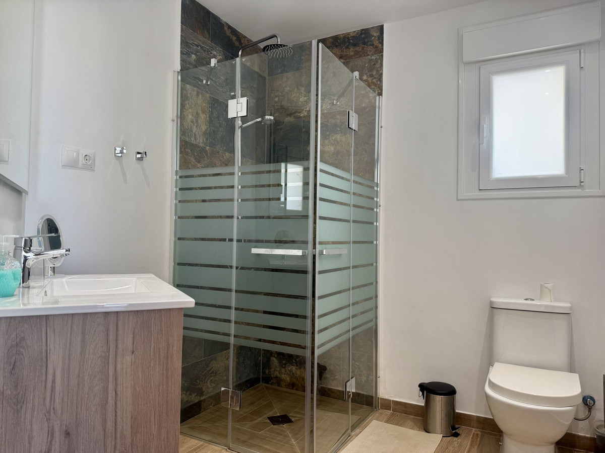 98376c2999049759b4cb6358b9642619 - 39