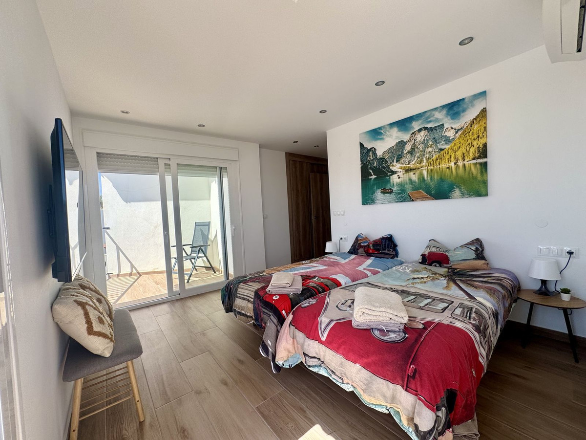 98376c2999049759b4cb6358b9642619 - 43