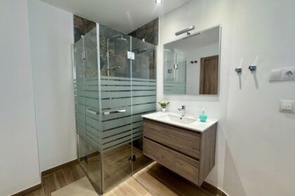 98376c2999049759b4cb6358b9642619 - 50