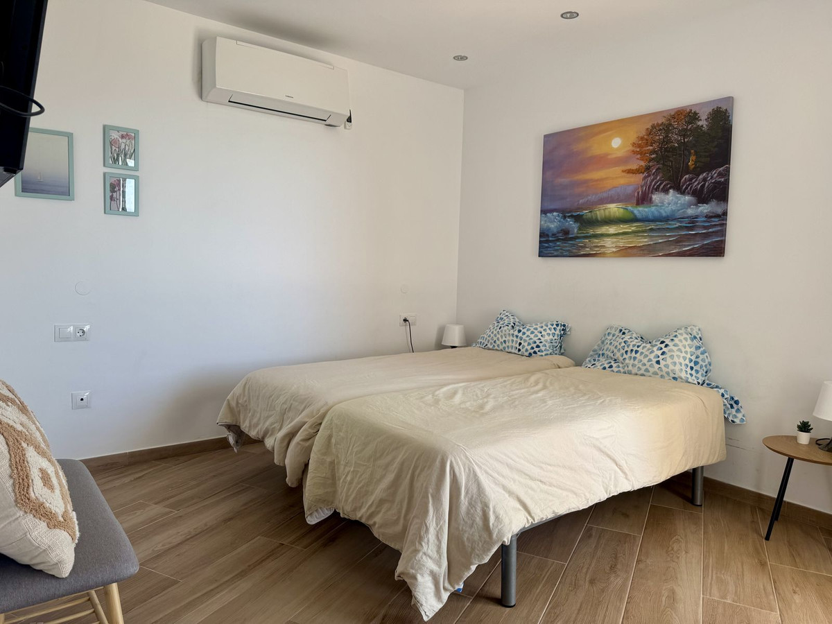 98376c2999049759b4cb6358b9642619 - 59