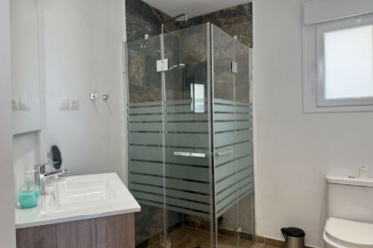 98376c2999049759b4cb6358b9642619 - 61