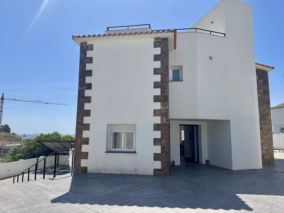 98376c2999049759b4cb6358b9642619 - 68