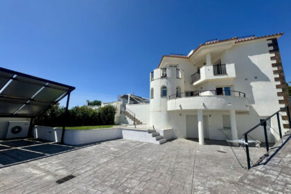 98376c2999049759b4cb6358b9642619 - 70