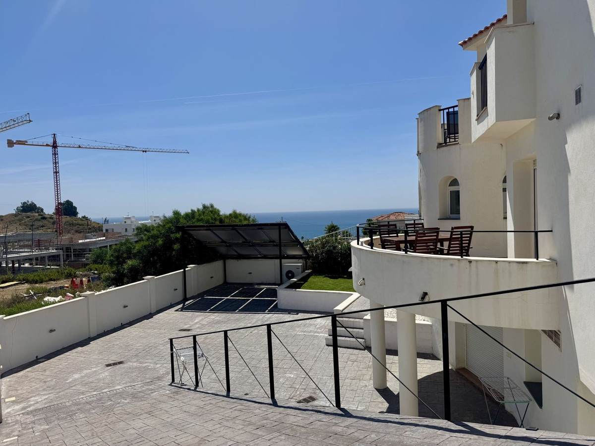 98376c2999049759b4cb6358b9642619 - 71