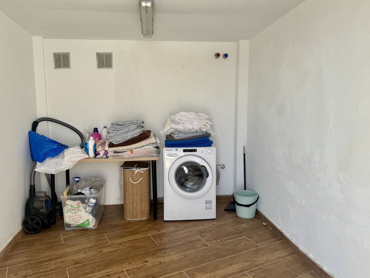 98376c2999049759b4cb6358b9642619 - 73