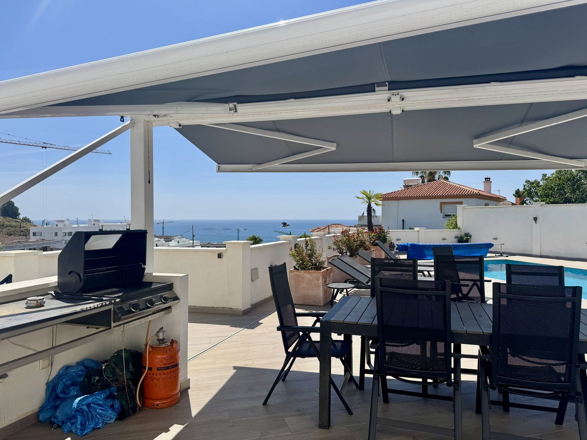 98376c2999049759b4cb6358b9642619 - 8