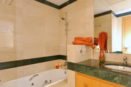 995e8ca336a3453dea5cd28b90adac17 - 6