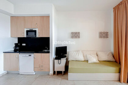 9aa458b9080f54de9f2bfb0858cf3cf7 - 5