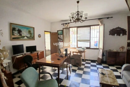 9b5a9406b030d3137e6f88241f550da4 - 8