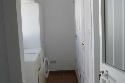 9b94b0edc75174a981731f0281f70f1f - 30