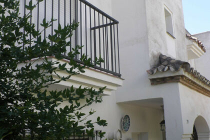 9b94b0edc75174a981731f0281f70f1f - 4