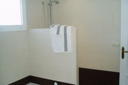 9b94b0edc75174a981731f0281f70f1f - 50