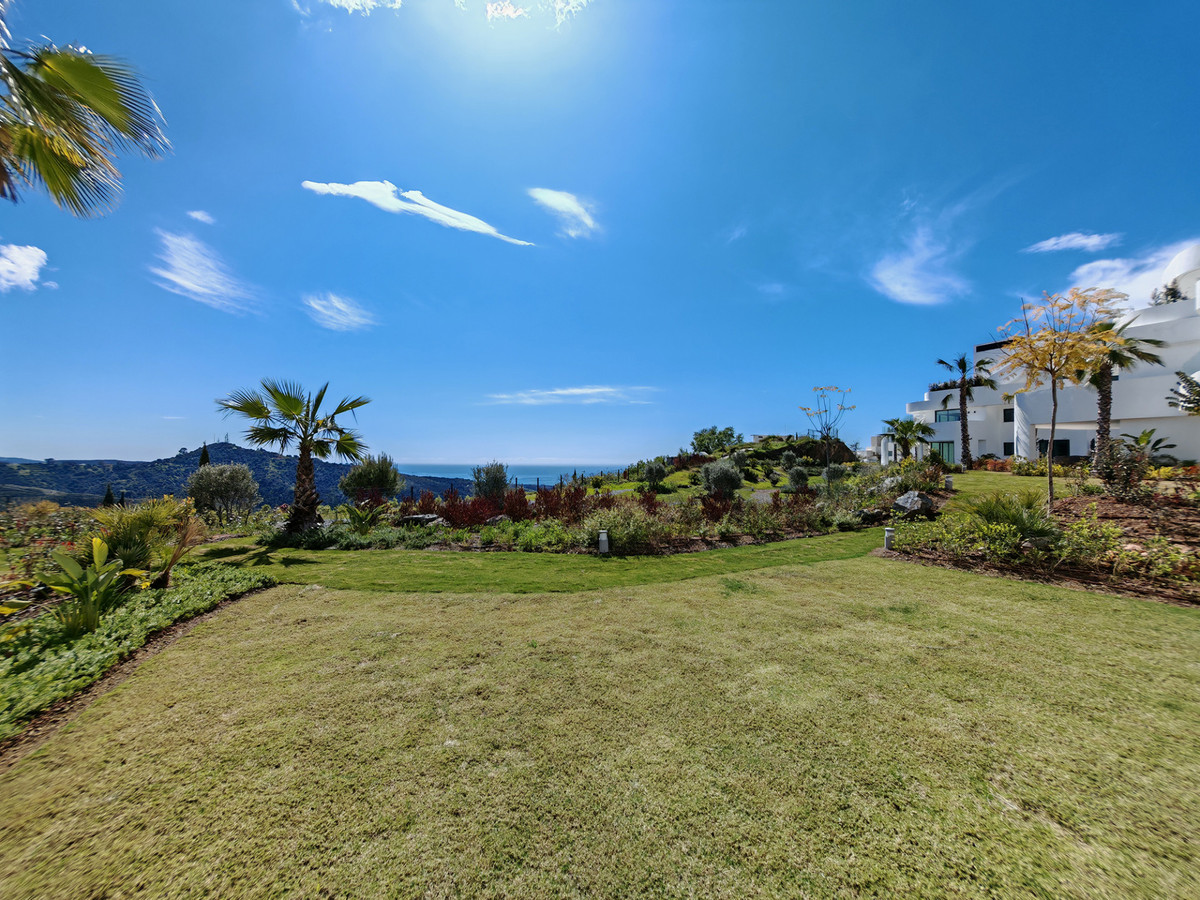 9c35bc22034cd21cf55d7787c7ed9161 - 11