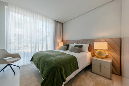 9c35bc22034cd21cf55d7787c7ed9161 - 16