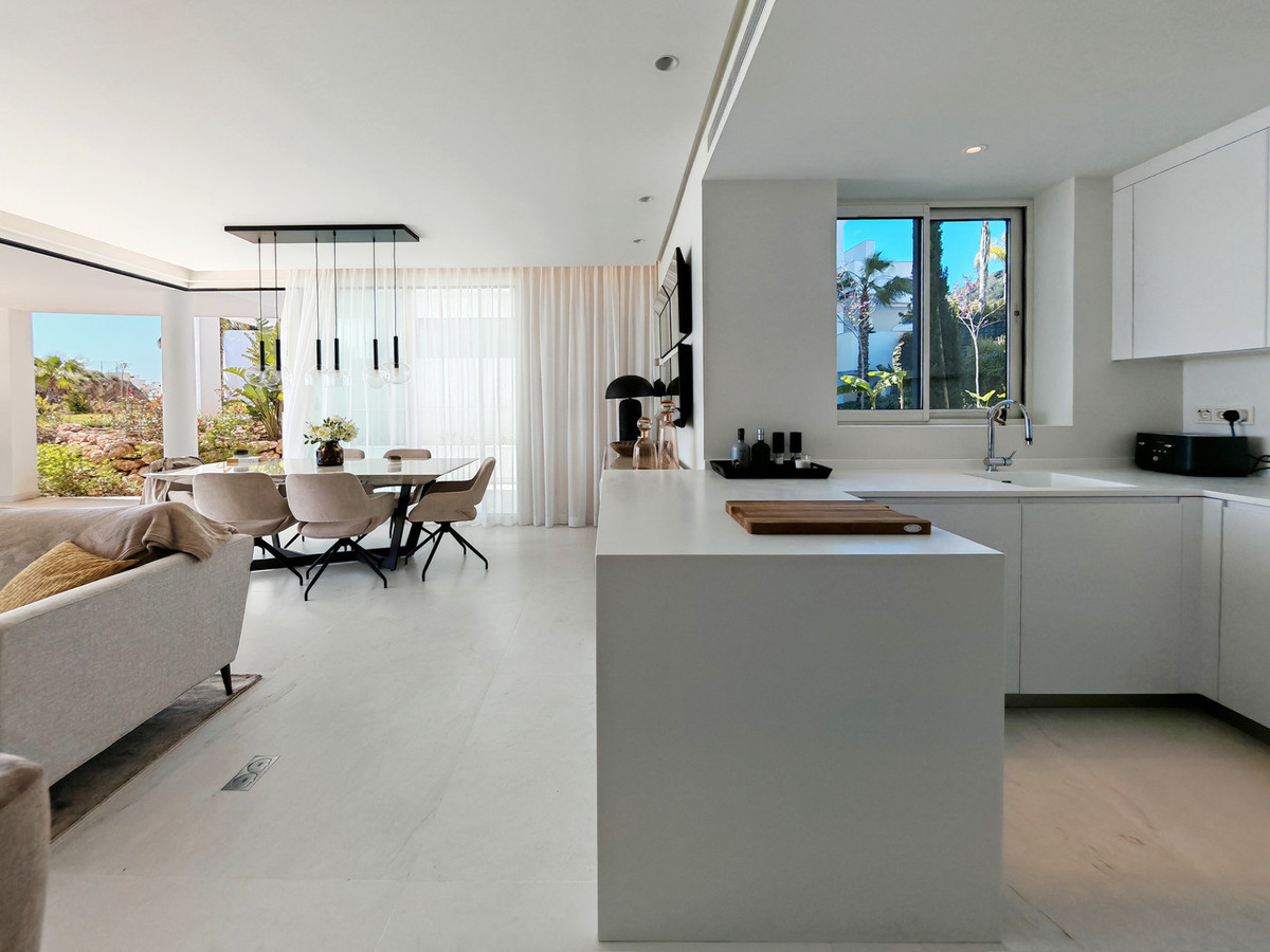 9c35bc22034cd21cf55d7787c7ed9161 - 7