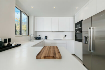 9c35bc22034cd21cf55d7787c7ed9161 - 8