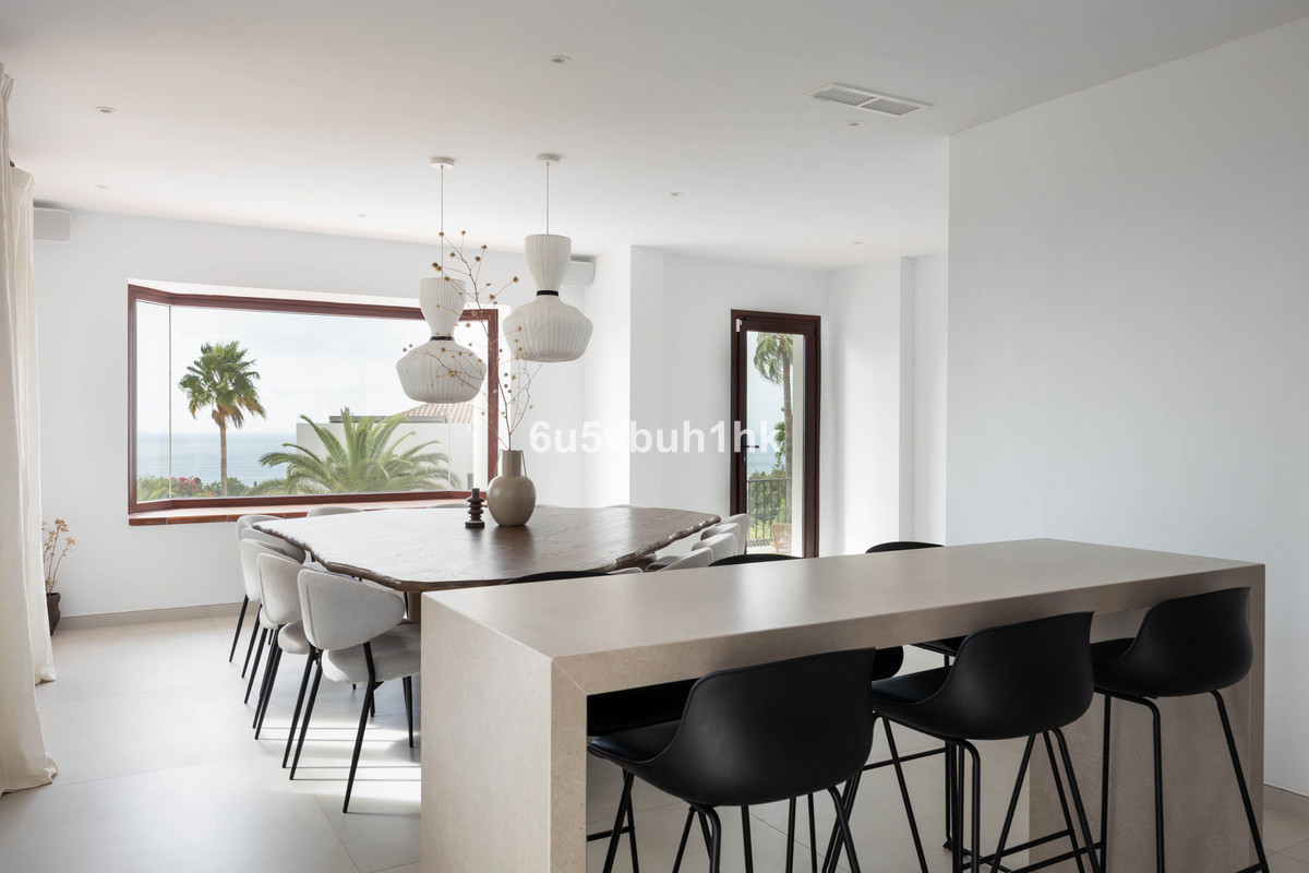 9cc25238baa13d6d984cc873238c4fbd - 11