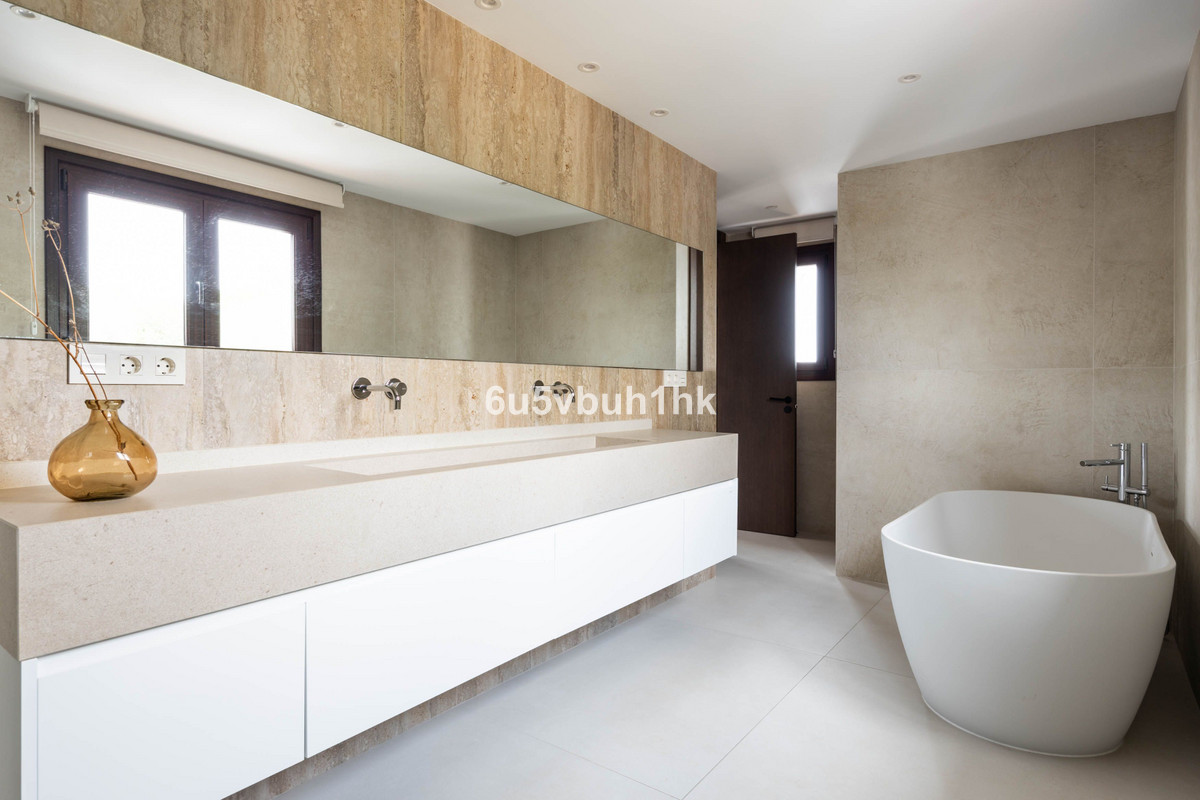 9cc25238baa13d6d984cc873238c4fbd - 18