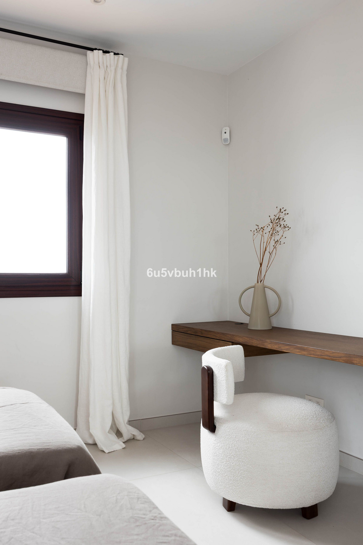 9cc25238baa13d6d984cc873238c4fbd - 24