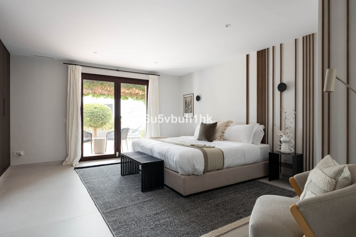 9cc25238baa13d6d984cc873238c4fbd - 32