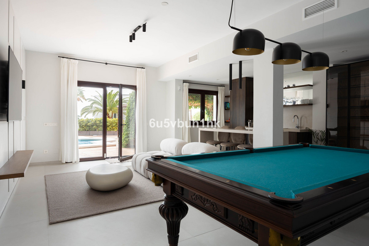 9cc25238baa13d6d984cc873238c4fbd - 38