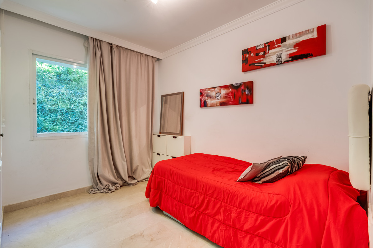 9d03dbdb7e64e8b1b0e968df8ba319d6 - 17