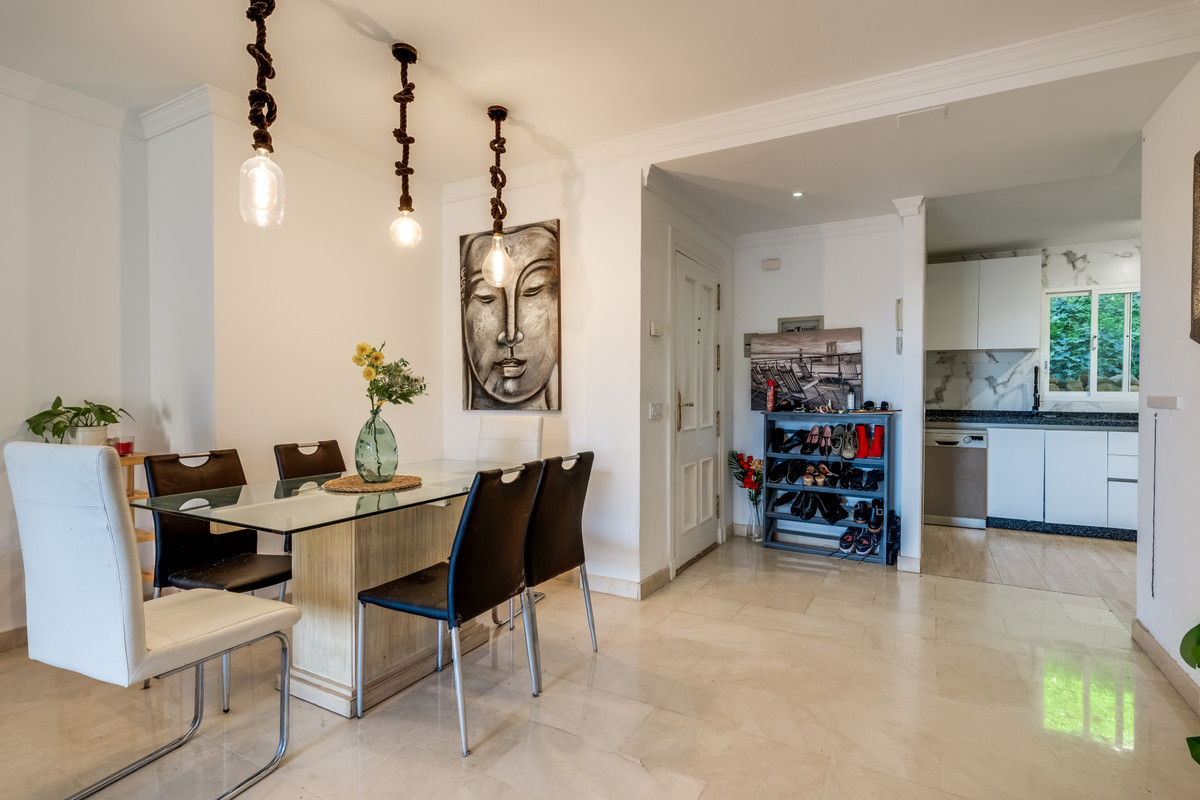 9d03dbdb7e64e8b1b0e968df8ba319d6 - 19