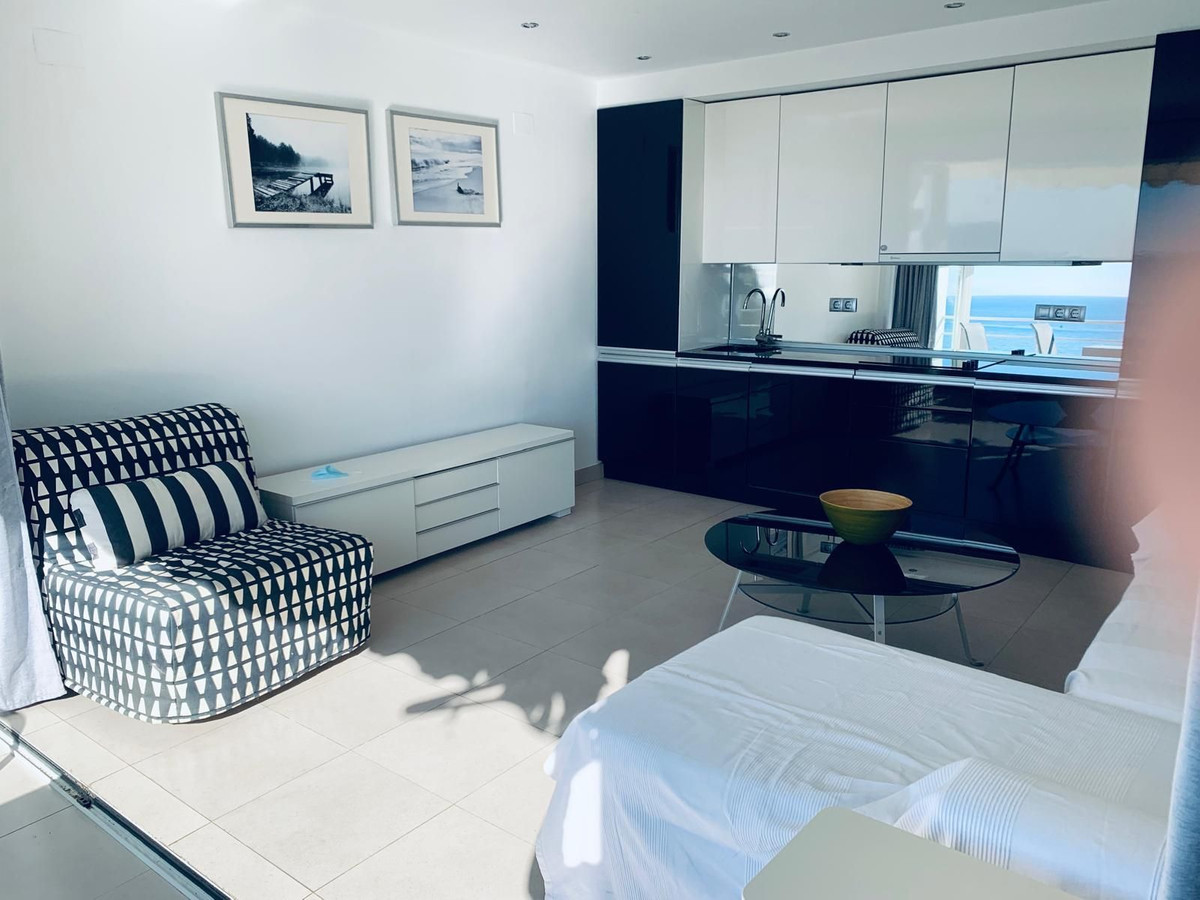 9d6643dbe25b68dd2348db95f5e6dfd5 - 1