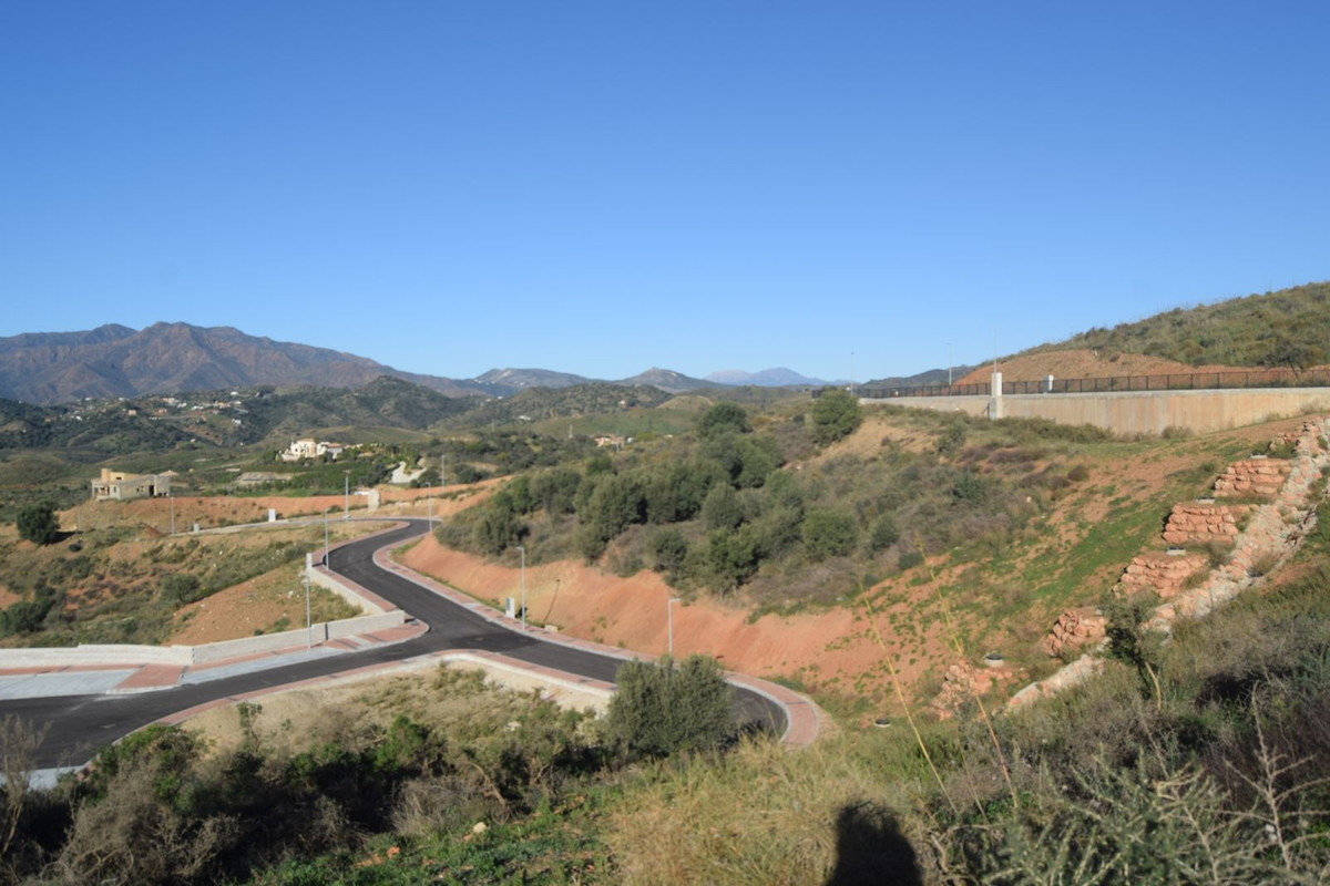 9dd3c16750e75e27b5e1d47dec97340c - 10