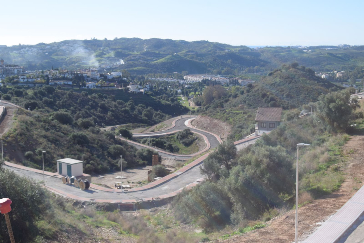 9dd3c16750e75e27b5e1d47dec97340c - 21