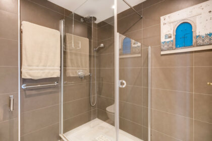 9e15a6d571321ce9b92c0bee807157a0 - 11