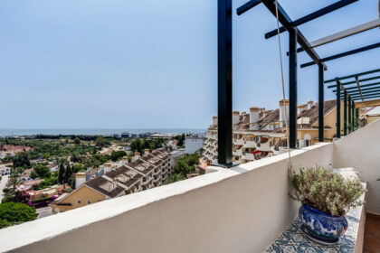 9e15a6d571321ce9b92c0bee807157a0 - 18