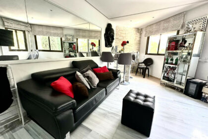 9f3f70080bd43b9225792c6ba7b320c9 - 9