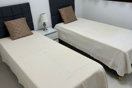 9f4a2e4703b3b21b3c884aafe7ed0841 - 16