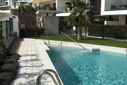 9f4a2e4703b3b21b3c884aafe7ed0841 - 18