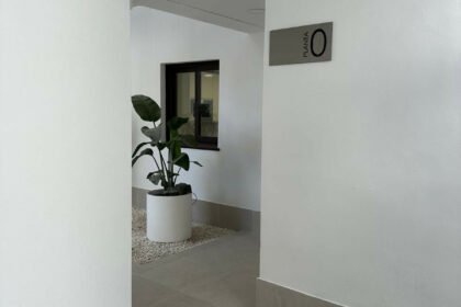 9f4a2e4703b3b21b3c884aafe7ed0841 - 24